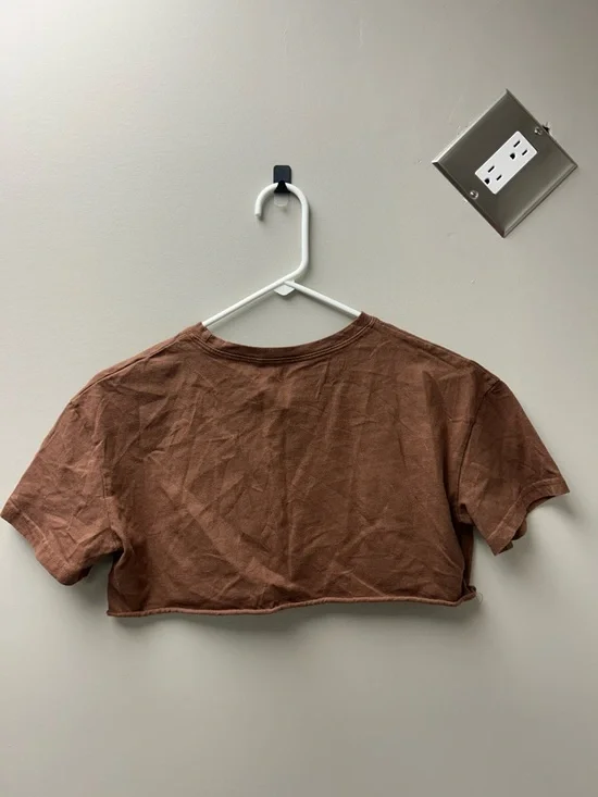 SHEIN Women’s Brown Cropped “Michigan” Tee - Picture 3 of 4